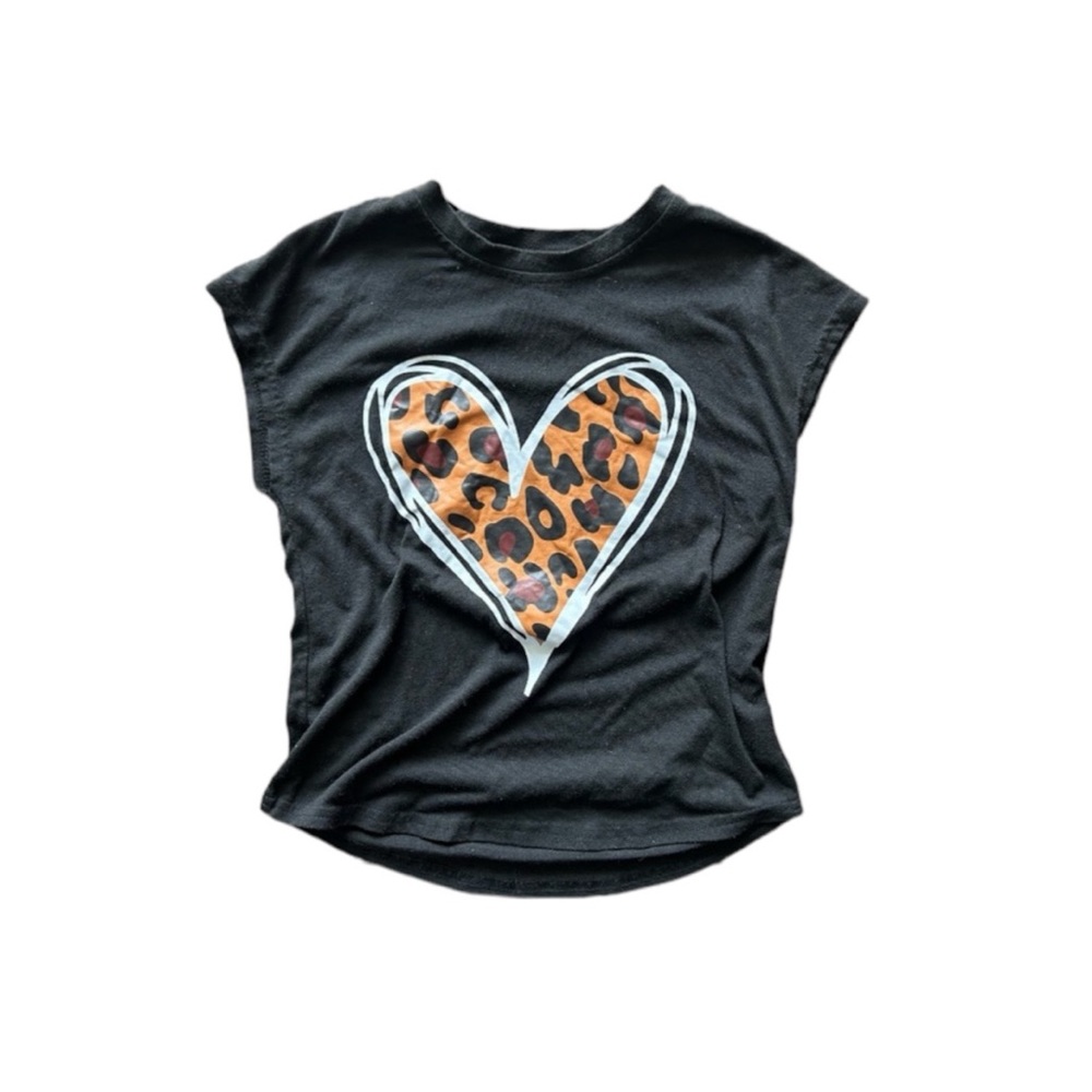 Girls heart Leopard print T shirt.